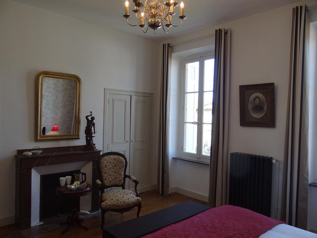 Bed&Breakfast L'Orangerie Carcassonne Zimmer foto