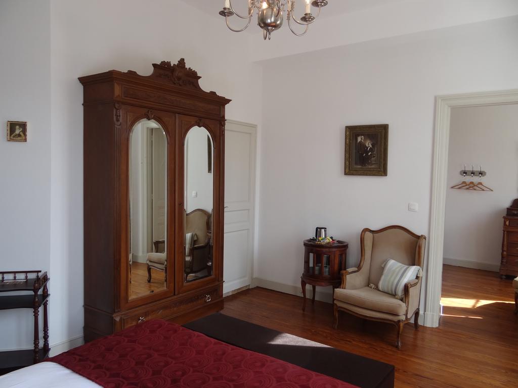 Bed&Breakfast L'Orangerie Carcassonne Zimmer foto