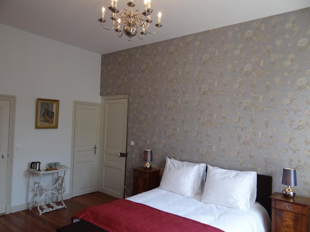 Bed&Breakfast L'Orangerie Carcassonne Zimmer foto