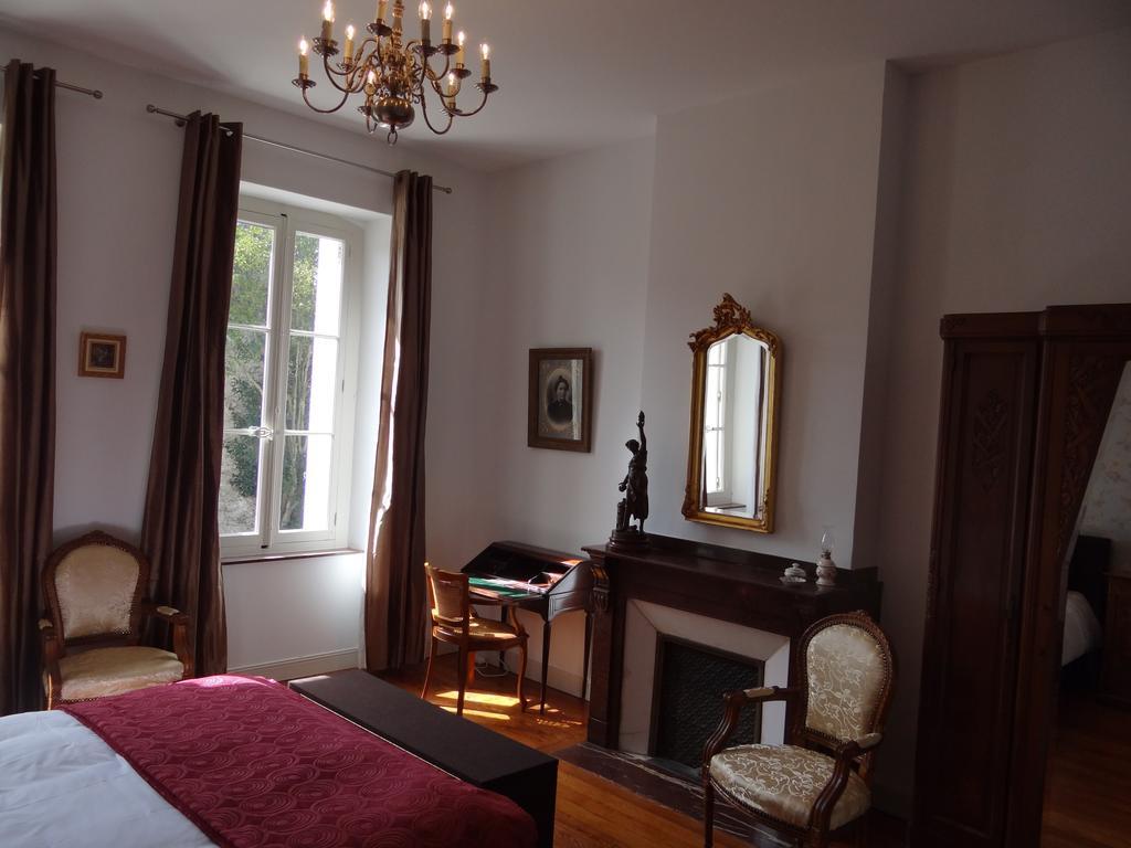 Bed&Breakfast L'Orangerie Carcassonne Zimmer foto
